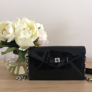 Tory Burch Bow Envelope Crossbody NEVER USED!
